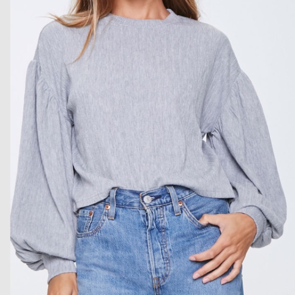 Balloon-Sleeve Top